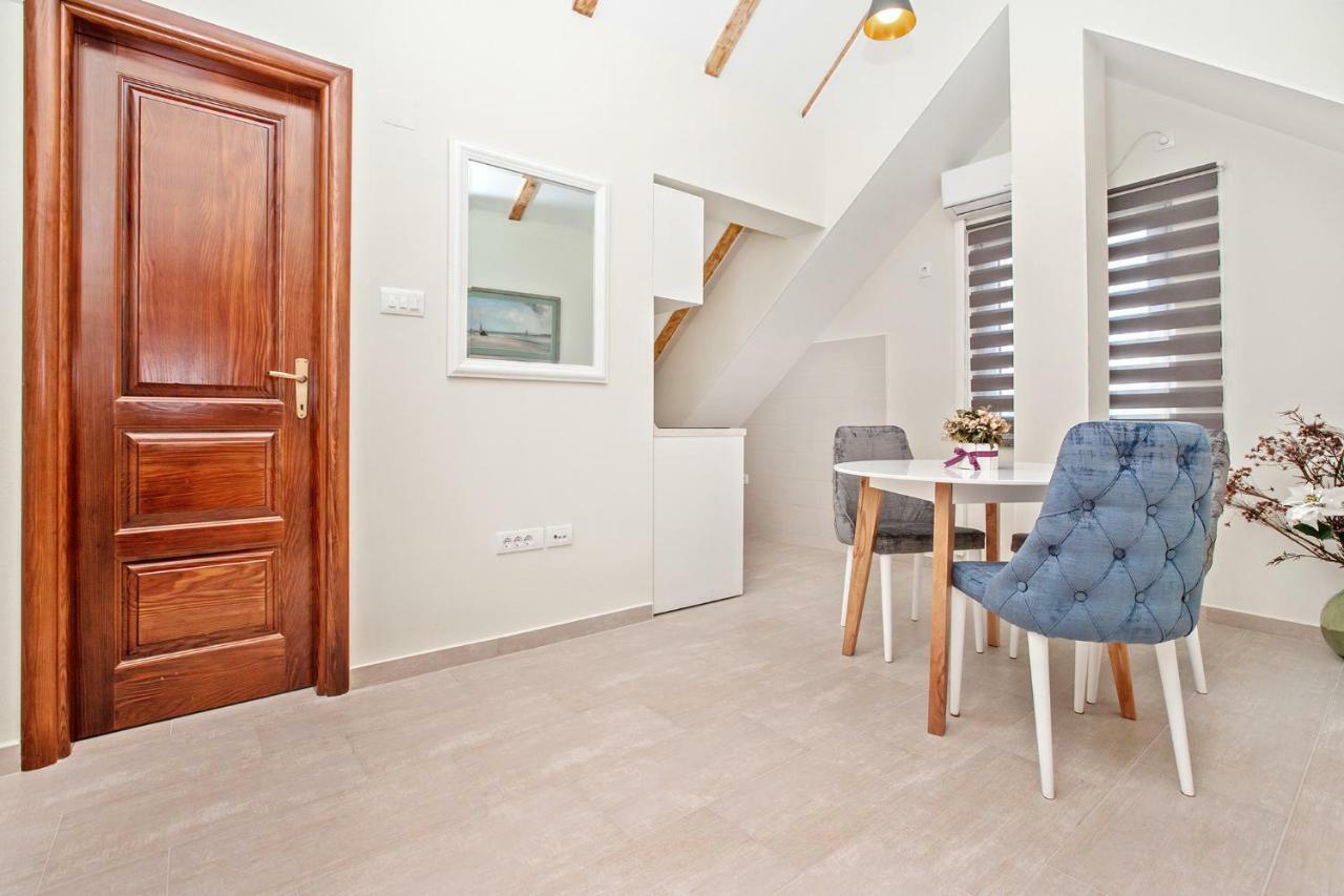 Apartments Isja Tivat Bagian luar foto