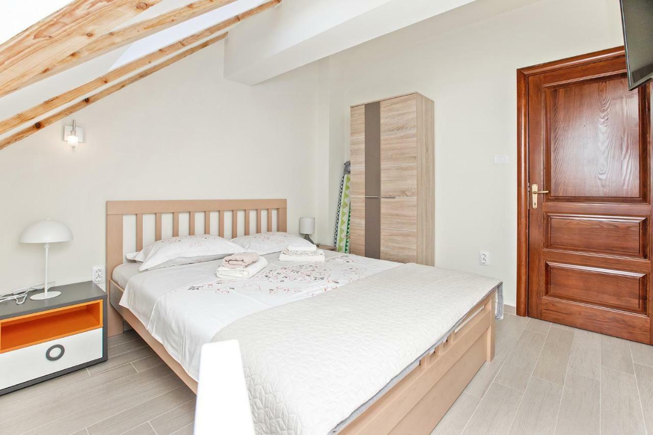 Apartments Isja Tivat Bagian luar foto