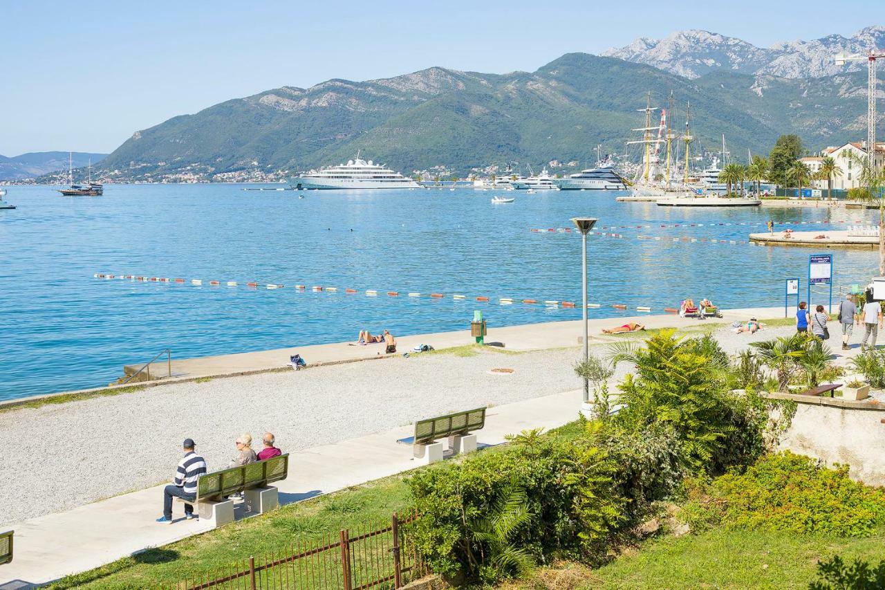Apartments Isja Tivat Bagian luar foto