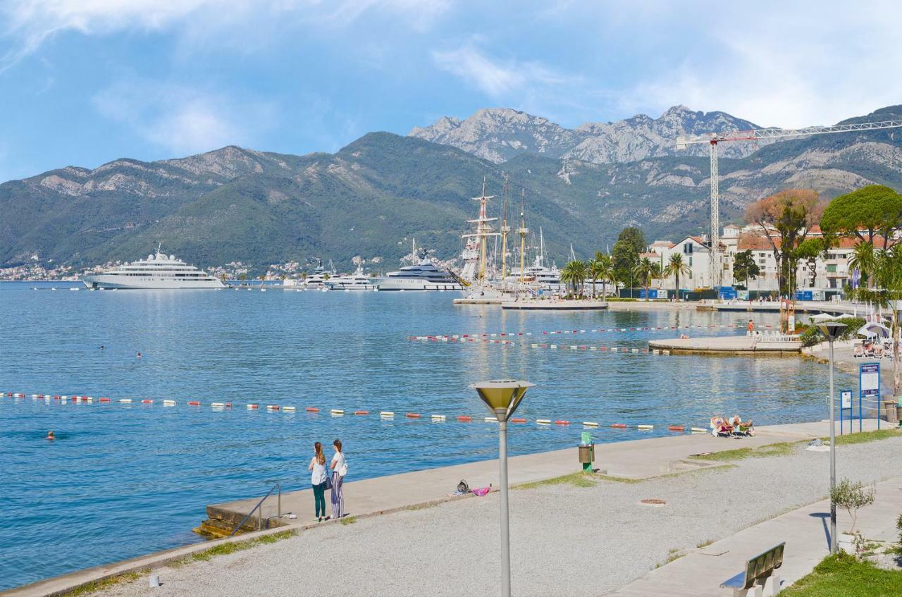 Apartments Isja Tivat Bagian luar foto
